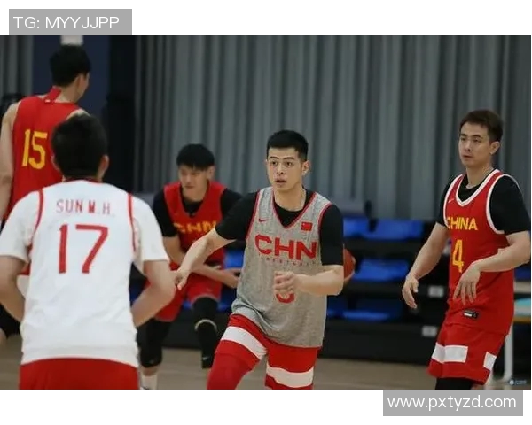 深圳篮球队在世界杯中的默契配合展现团队精神与战术执行力 深圳篮球队在世界杯中的默契配合展现团队精神与战术执行力