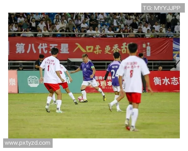 传奇足球明星的数量与影响力分析及其对足球历史的贡献探讨 传奇足球明星的数量与影响力分析及其对足球历史的贡献探讨