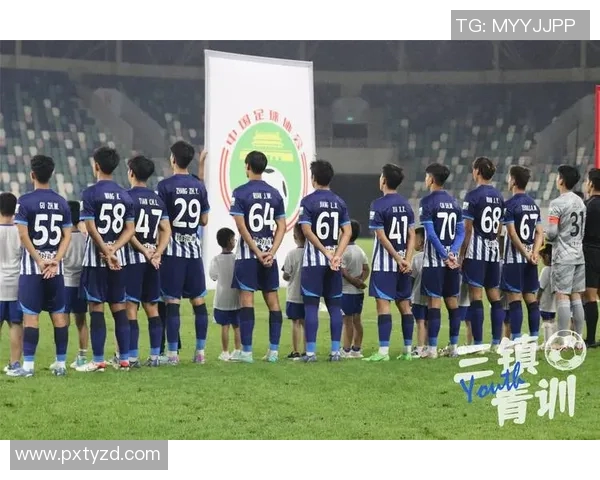 武汉足球队灵活性引发热议球迷与专家各执己见的争论分析